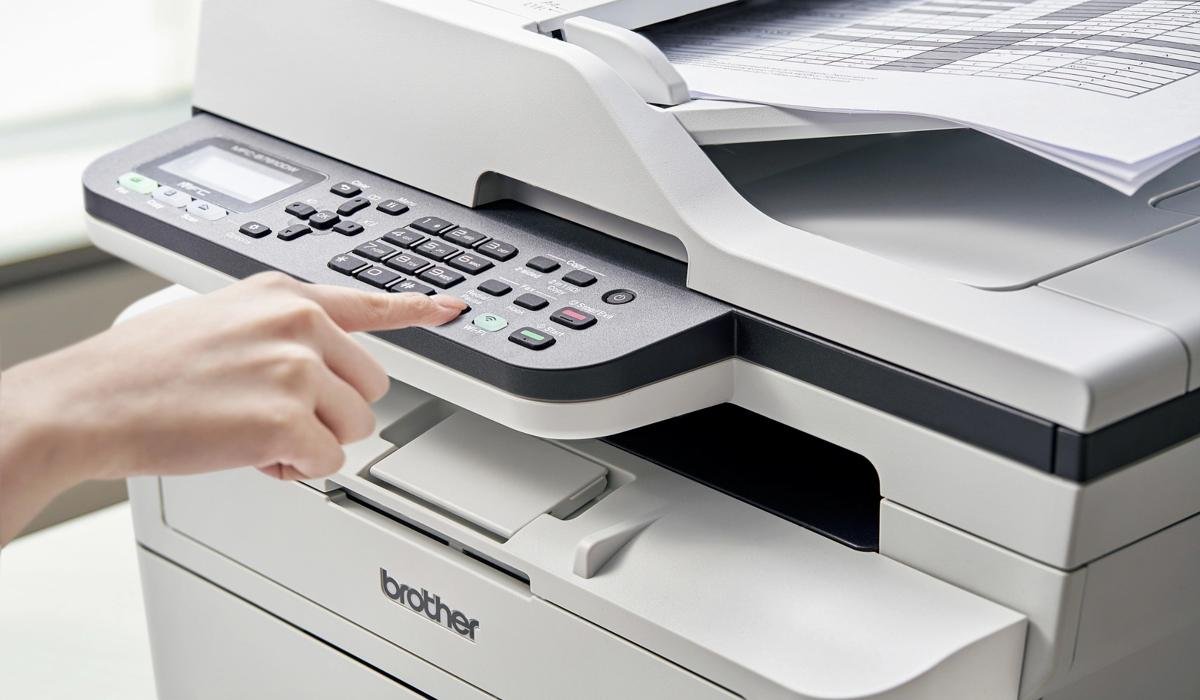 Bảng Giá Sửa Chữa Máy Chiếu, Thay Bóng Đèn & Chip DMD Mới Nhất 2026 Tại TPHCM & Thủ Đức