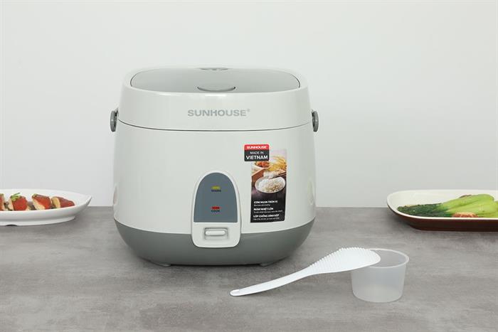 Nồi cơm nắp gài Sunhouse 1.8 lít SHD8611GR