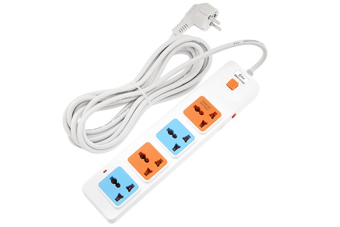 Ổ cắm điện Comet 4 lỗ 5m CES10405
