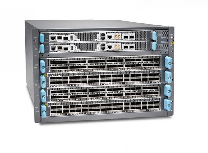 JUNIPER PTX10008