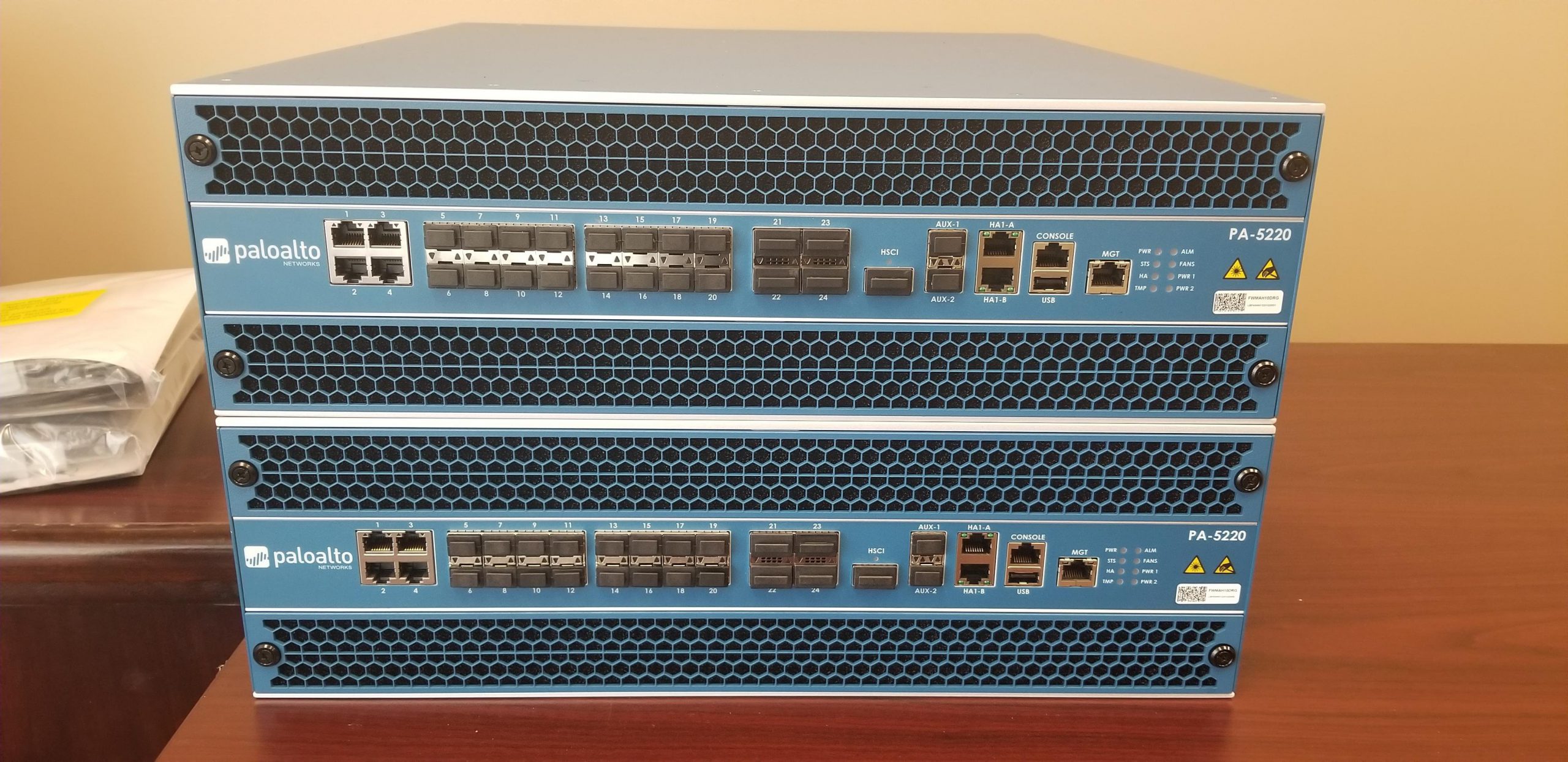 Palo Alto Networks PA-5220