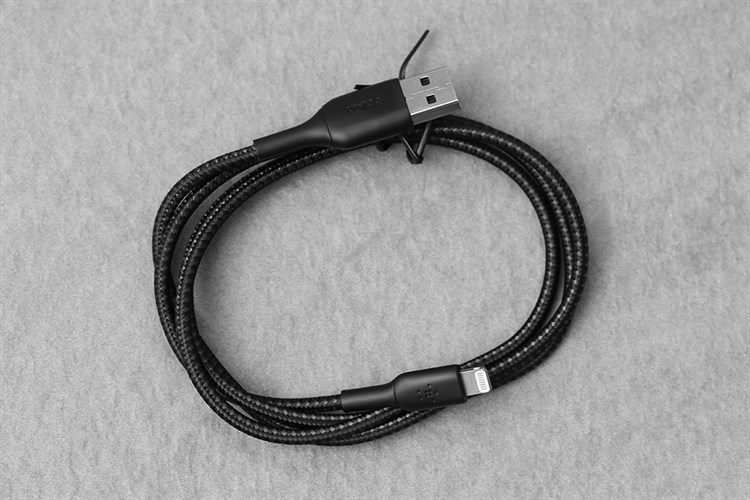 Cáp Lightning MFI 1m Belkin CAA002
